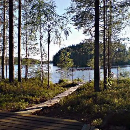 Holiday Lomatalo Laurinniemi Дом отдыха *
